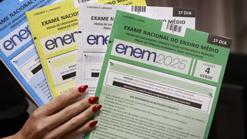 Enem 2025: divulgados gabaritos e cadernos de provas do 2º dia