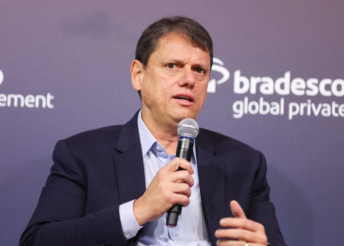 Aliados de Flávio apostam em união no 2º turno com Caiado, e PT vai tentar explorar divisão na direita