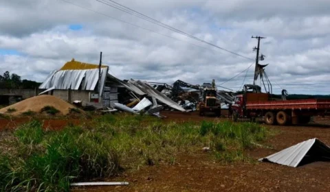MST organiza cozinhas solidárias e mutirões para reconstruir Rio Bonito do Iguaçu (PR) após tornado