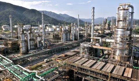 Investimento em biocombustíveis perde espaço para petróleo e energia solar