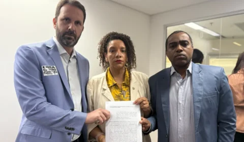 Partidos de oposição a Cláudio Castro pedem impeachment no Rio