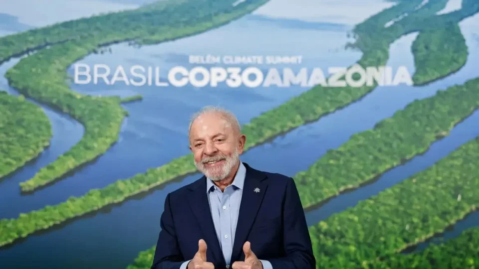 Lula defende superação de combustíveis fósseis e reversão de desmatamento na Cúpula