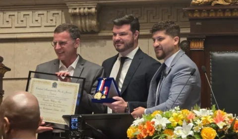 Câmara Municipal do RJ concede medalha Pedro Ernesto ao ICL
