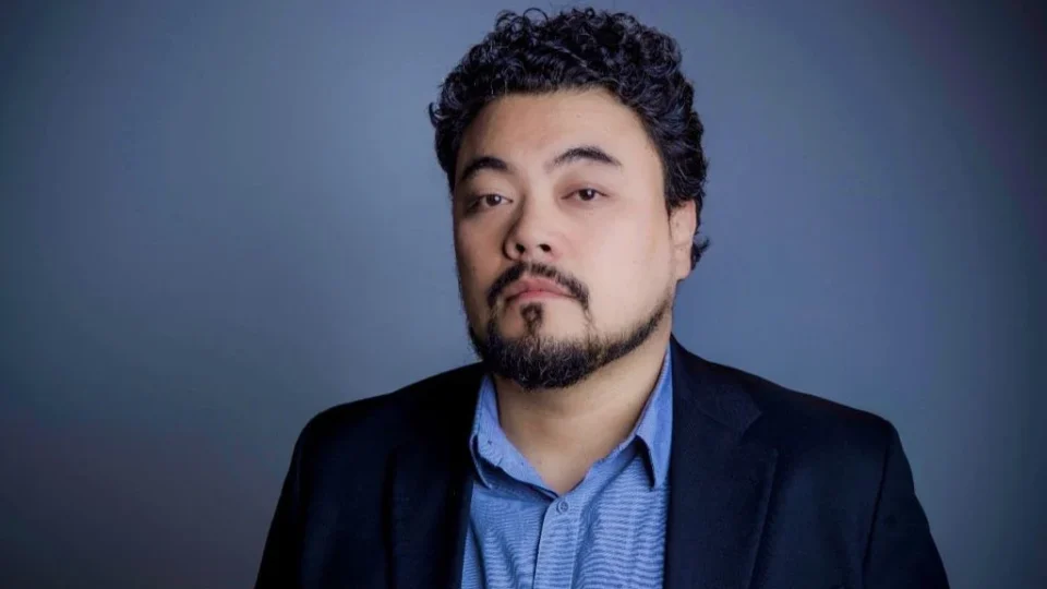Justiça que defende trabalhadores está em xeque, alerta Sakamoto, que lança livro sobre o tema