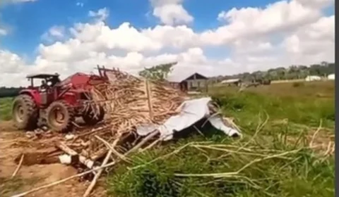 Centenas de famílias são despejadas de acampamentos em Machadinho do Oeste, Rondônia