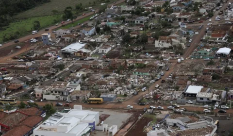 Paraná confirma sétima morte após tornados, e número total de vítimas no Sul chega a 8