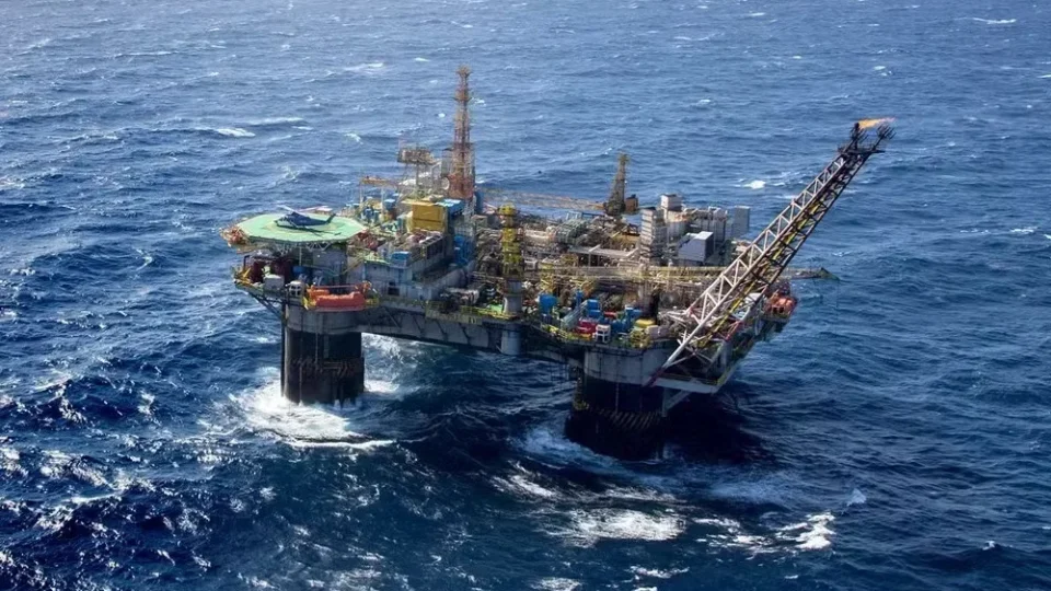 Petrobras identifica novo reservatório de óleo em área estratégica da Bacia de Campos