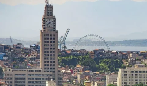 Deputados do RJ querem vender Central do Brasil, rodoviária, Maracanã e terreno do Engenhão