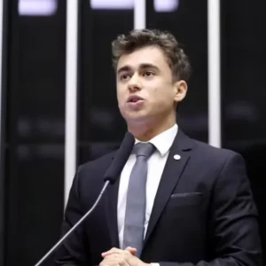 Justiça condena Nikolas Ferreira a pagar R$ 40 mil por chamar mulher trans de homem