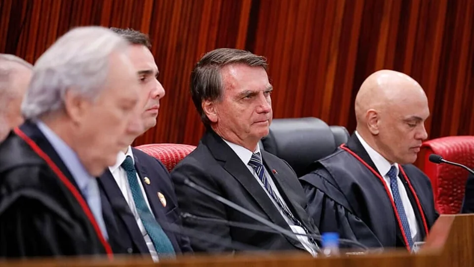Condenados por golpe passarão por audiência de custódia hoje (26)