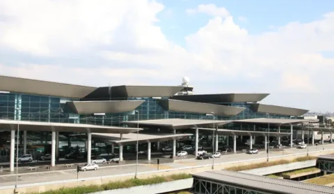 Retido há 5 dias em aeroporto de SP, casal de Gaza diz que PF negou refúgio