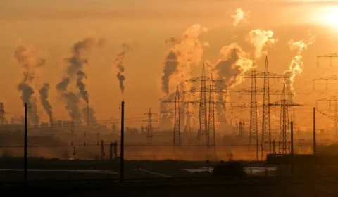 Brasil não deve atingir meta climática para 2025, projeta relatório de gases-estufa