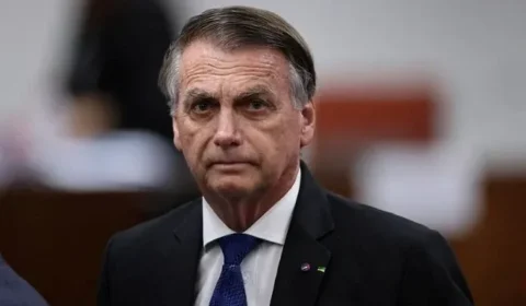 PF acha documentos no Alvorada e pede para interrogar Jair Bolsonaro