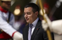 Em referendo, Equador rejeita instalar bases militares estrangeiras