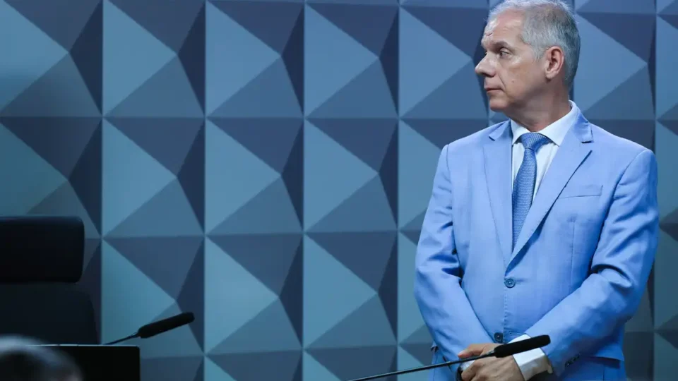 PF diz que ex-presidente do INSS recebia R$ 250 mil mensais de propina