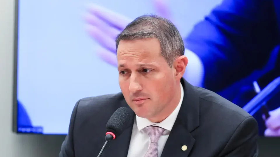 Bolsonaristas veem derrapada de Derrite e avanço de vice de Nunes por vaga ao Senado
