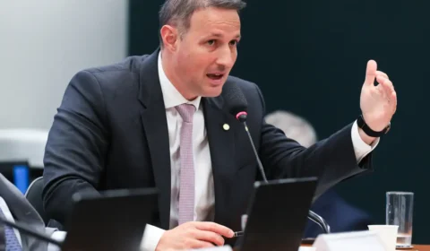 PL Antifacção tem votação adiada após críticas da PF e do Ministério da Justiça