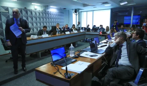 CPMI do INSS não vota convocação de Jorge Messias