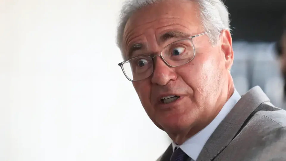 Renan Calheiros acusa Câmara de enviar texto diferente do acordado sobre a dosimetria