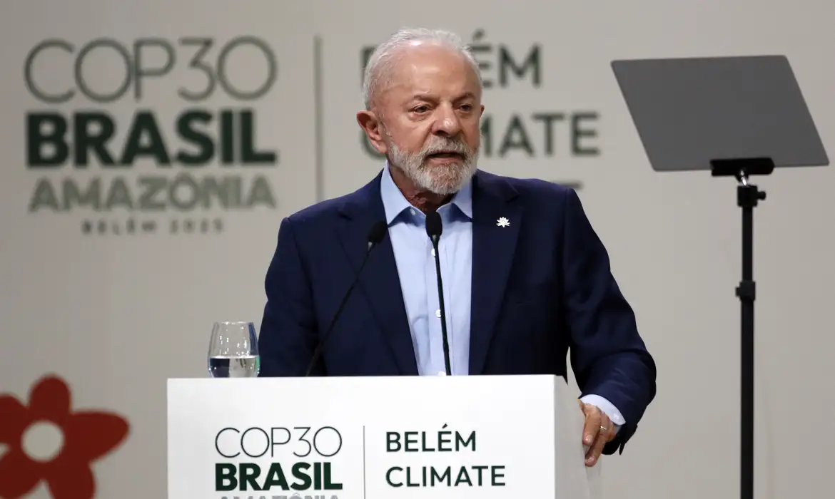 Lula participa de cúpula da Celac na Colômbia