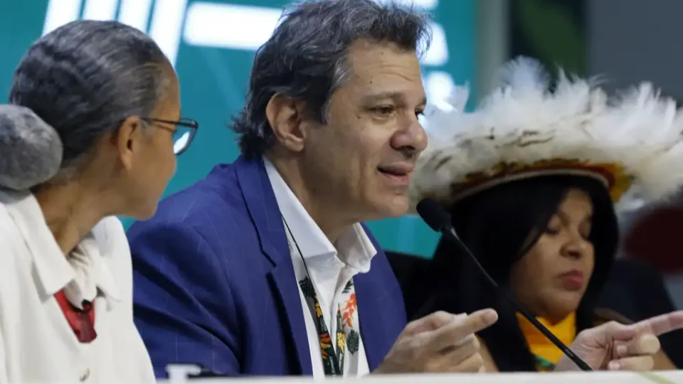 Sem críticas diretas a Galípolo, Haddad diz haver ‘espaço para corte nos juros’