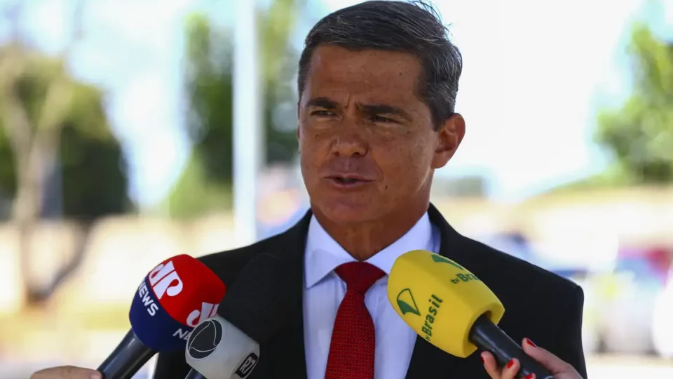Moraes autoriza general preso por trama golpista a fazer o Enem