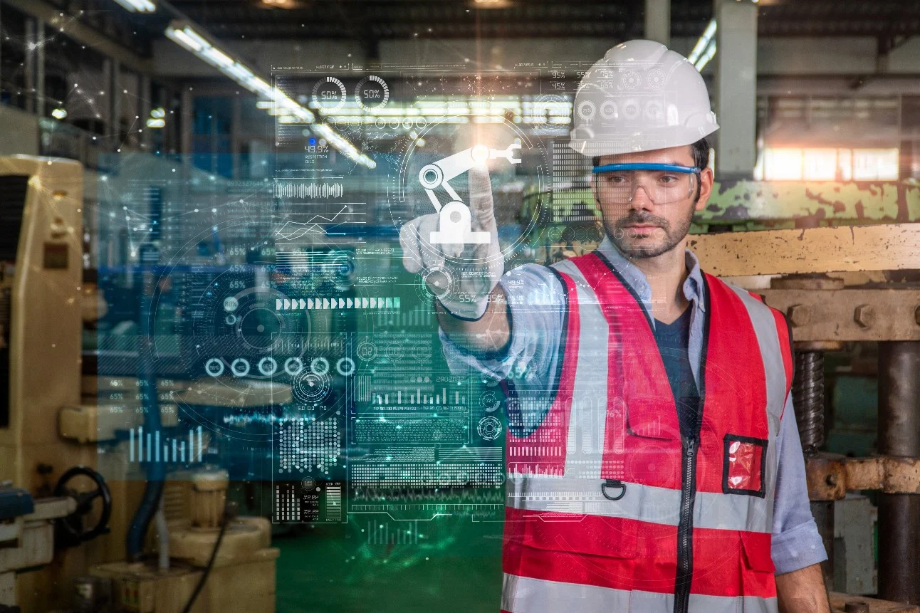 Profissões técnicas ganham destaque no Brasil com salários de até R$ 15 mil mensais