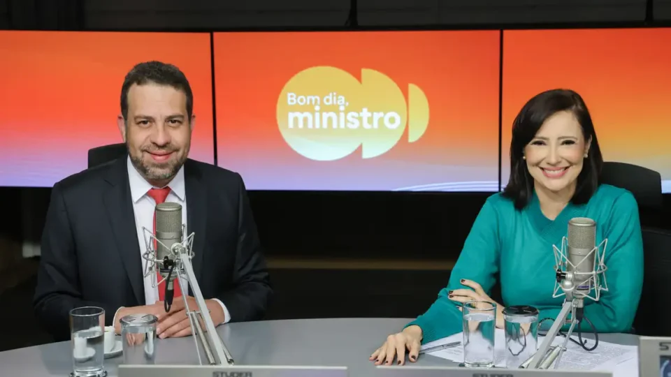 Fim da escala 6×1 terá transição para micro e pequenas empresas