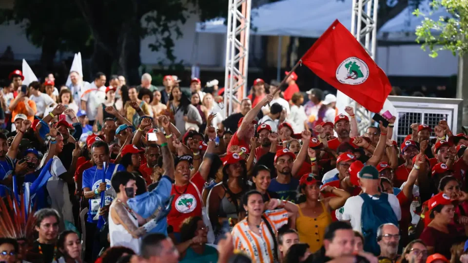 Movimentos sociais fazem marcha mundial pelo clima neste sábado na COP30