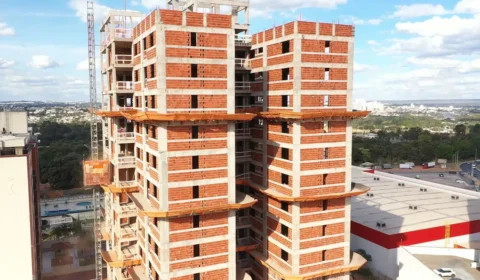 Justiça manda construtoras devolverem cobranças ilegais em imóveis na planta