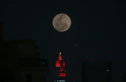 Superlua, chuva de meteoros e encontros celestes marcam o céu de novembro