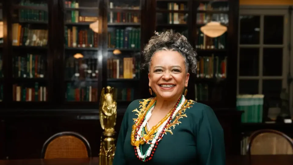 Ana Maria Gonçalves assume cadeira na Academia Brasileira de Letras