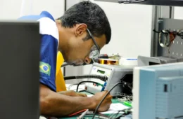 Profissões técnicas ganham destaque com salários de até R$ 15 mil mensais; saiba quais
