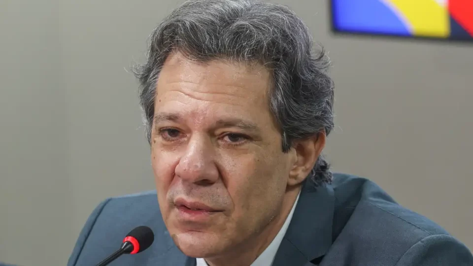 Haddad confirma que pretende deixar governo em fevereiro de 2026