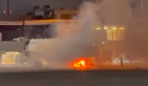 Avião da Latam é evacuado em Guarulhos após fogo em esteira de bagagens