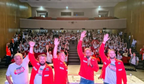Após acordo com a Petrobras, petroleiros encerram paralisação de 16 dias