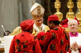 Papa Leão XIV defende paz desarmada espelhada em luta de Cristo