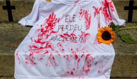 Manifestantes vão às ruas em todo país para protestar contra o feminicídio