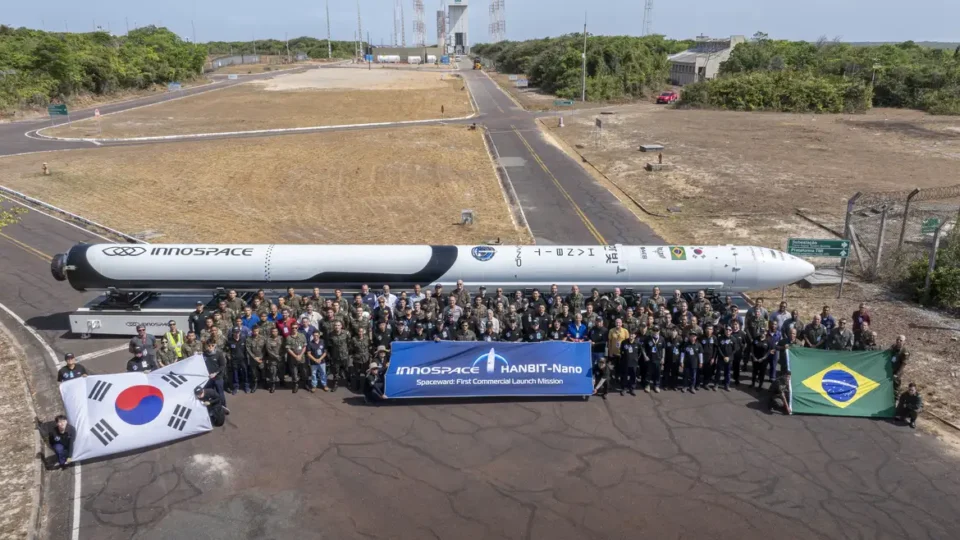 Problema técnico adia 1º lançamento de satélites à órbita terrestre do Brasil