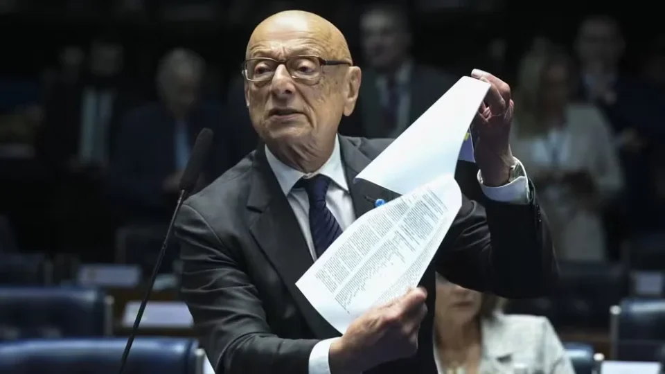 Atribuição de relatoria da ‘anistia light’ a Amin acirra disputa com Carlos Bolsonaro