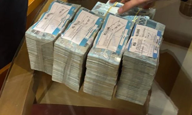 Imagens do dinheiro encontrado pela PF. (Foto: Divulgação)
