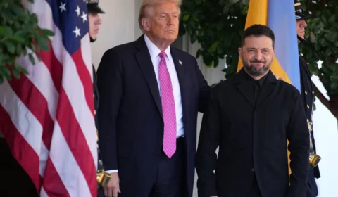 Zelensky e Trump se reúnem neste domingo para discutir fim da guerra na Ucrânia
