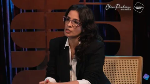 ‘Não dá pra falar que Lula e Bolsonaro são iguais!’, diz Maria Ribeiro