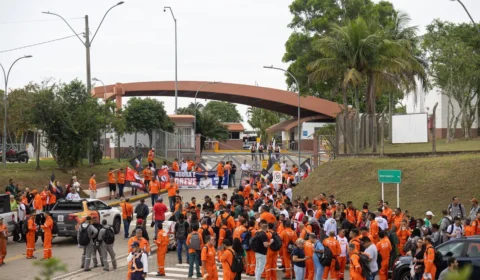 Greve dos petroleiros completa oito dias e negociação segue travada
