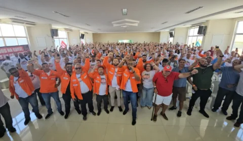 Petroleiros encerram greve em parte do país; Norte Fluminense continua