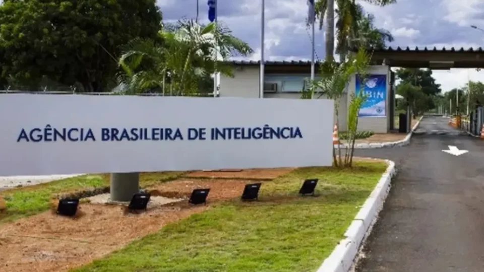 Servidores da Abin veem risco às eleições após ofensiva na Venezuela