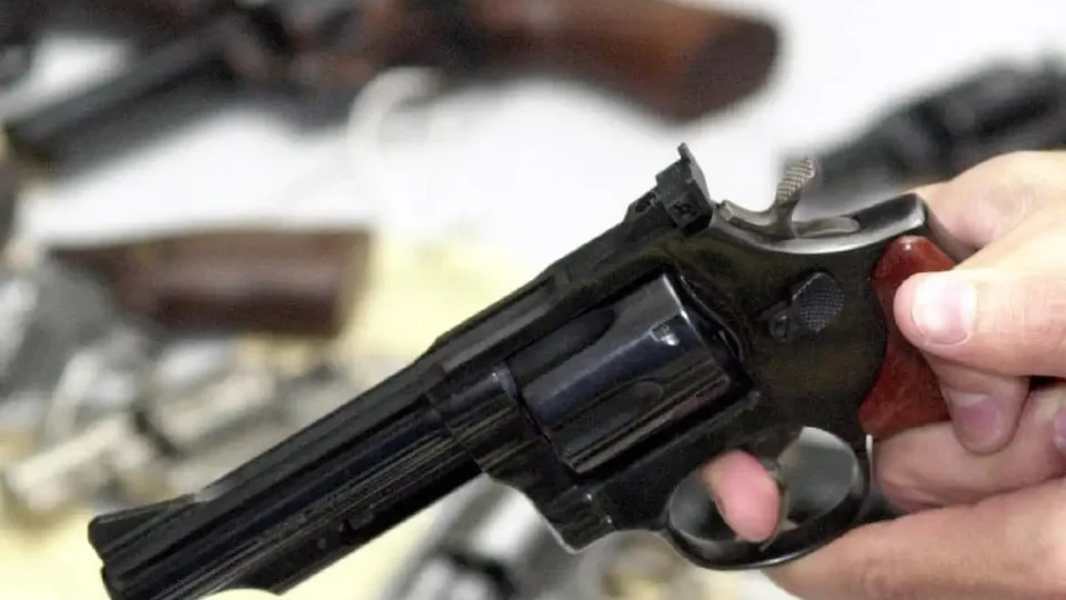 Violência armada custa R$ 556 milhões ao SUS em 10 anos e expõe falhas na prevenção