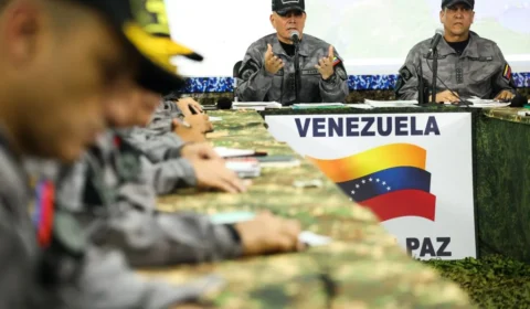 Venezuela recruta mais 5,6 mil soldados diante de ameaças dos EUA