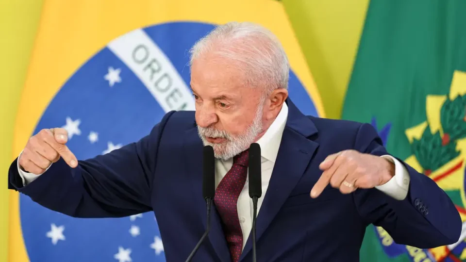 Fraude no INSS: ‘Se tiver filho nisso, ele será investigado’, diz Lula