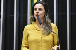 Projeto torna inelegíveis condenados por violência contra mulheres